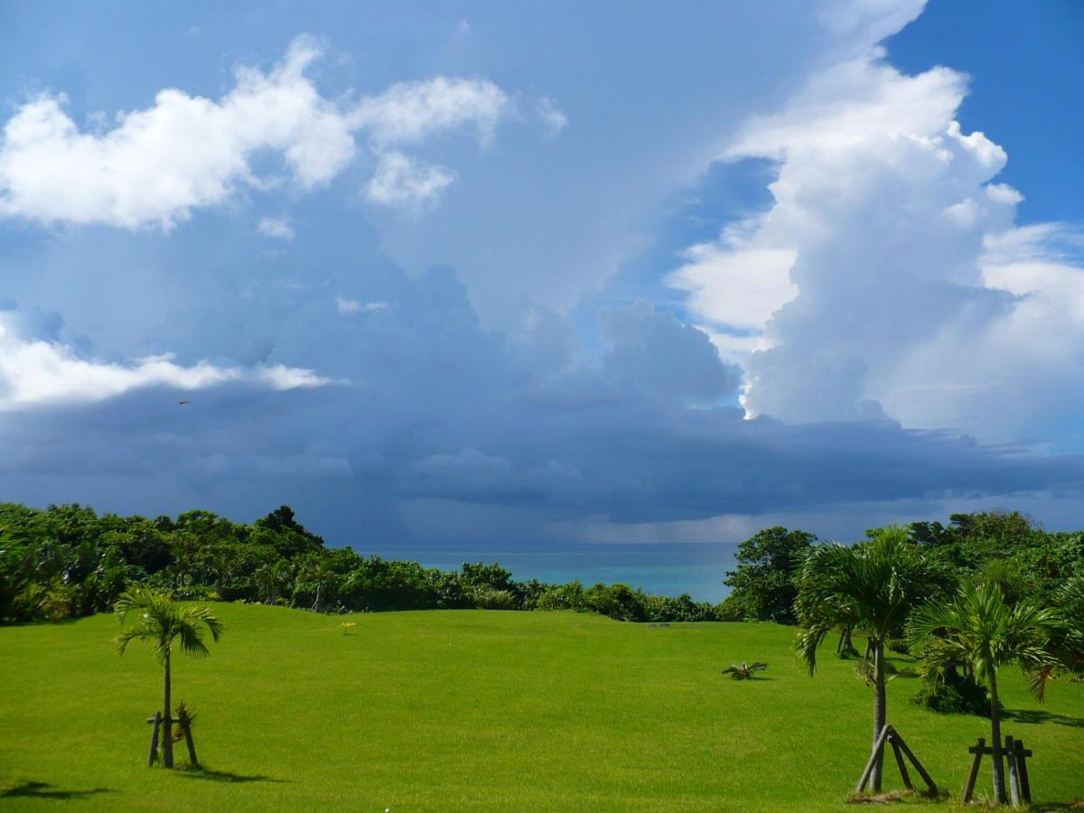 Tsundara Beach Retreat Ishigaki  Екстериор снимка
