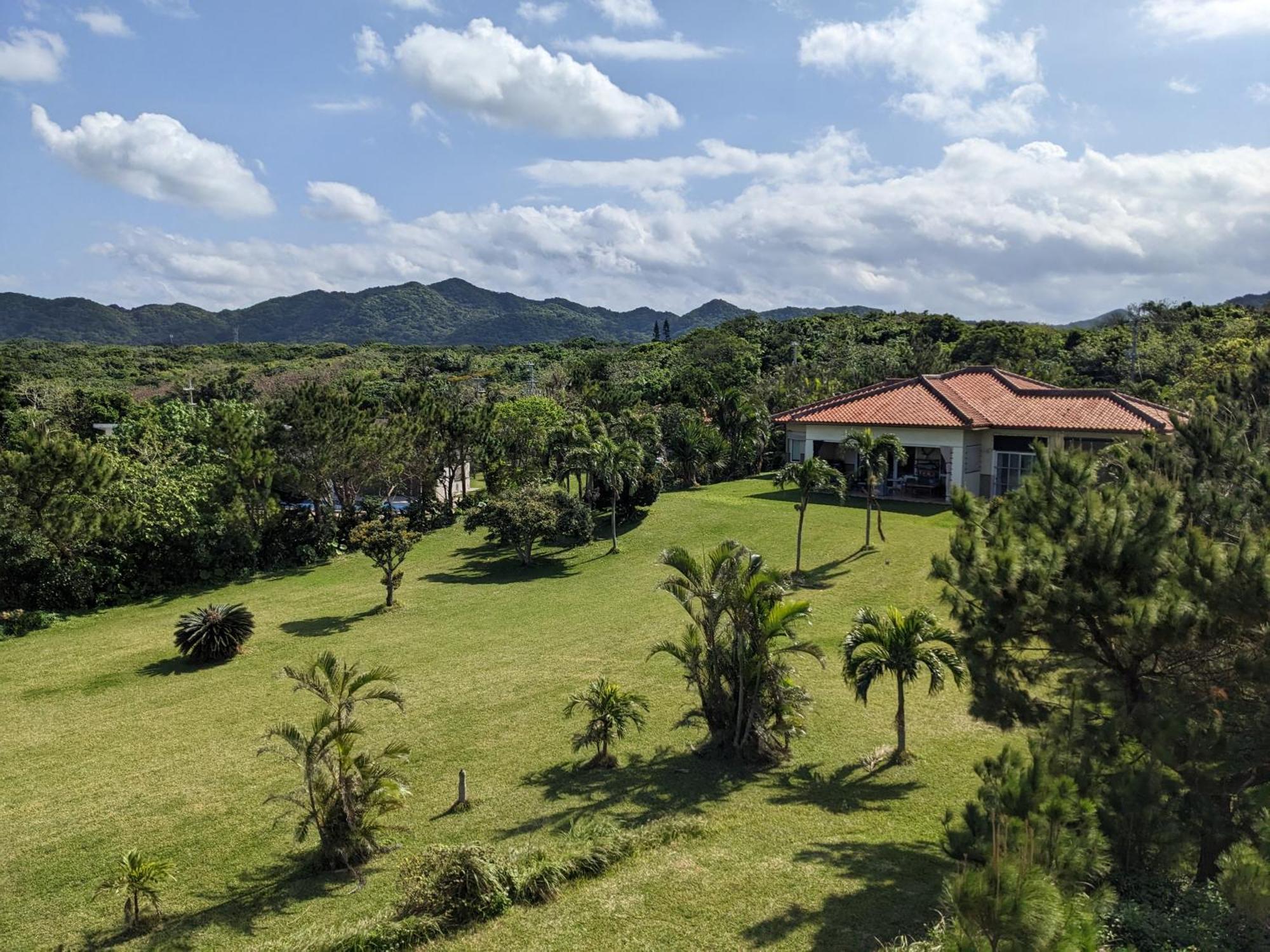 Tsundara Beach Retreat Ishigaki  Екстериор снимка