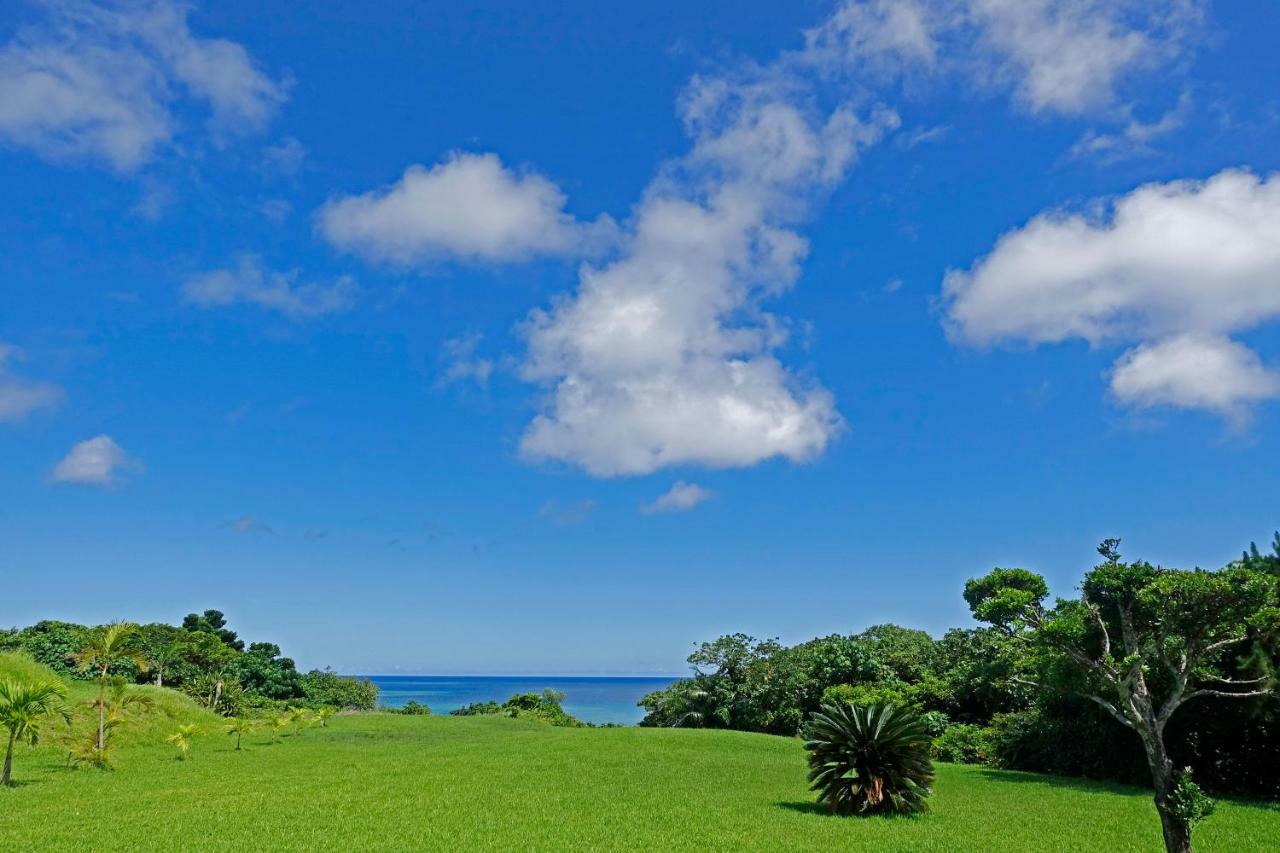 Tsundara Beach Retreat Ishigaki  Екстериор снимка